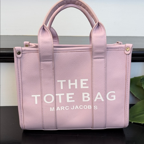 Marc Jacobs Handbags - Marc Jacobs Lilac Canvas Tote with White Logo